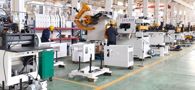 深圳品牌定位公司分享在制造業(yè)的今一火花機品牌定位案例